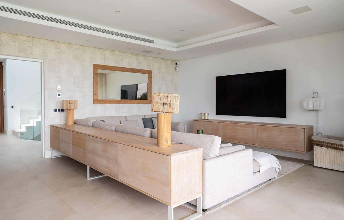 Se vende Villa - Chalet de 4 dormitorios en Costa Del Sol, Málaga, España