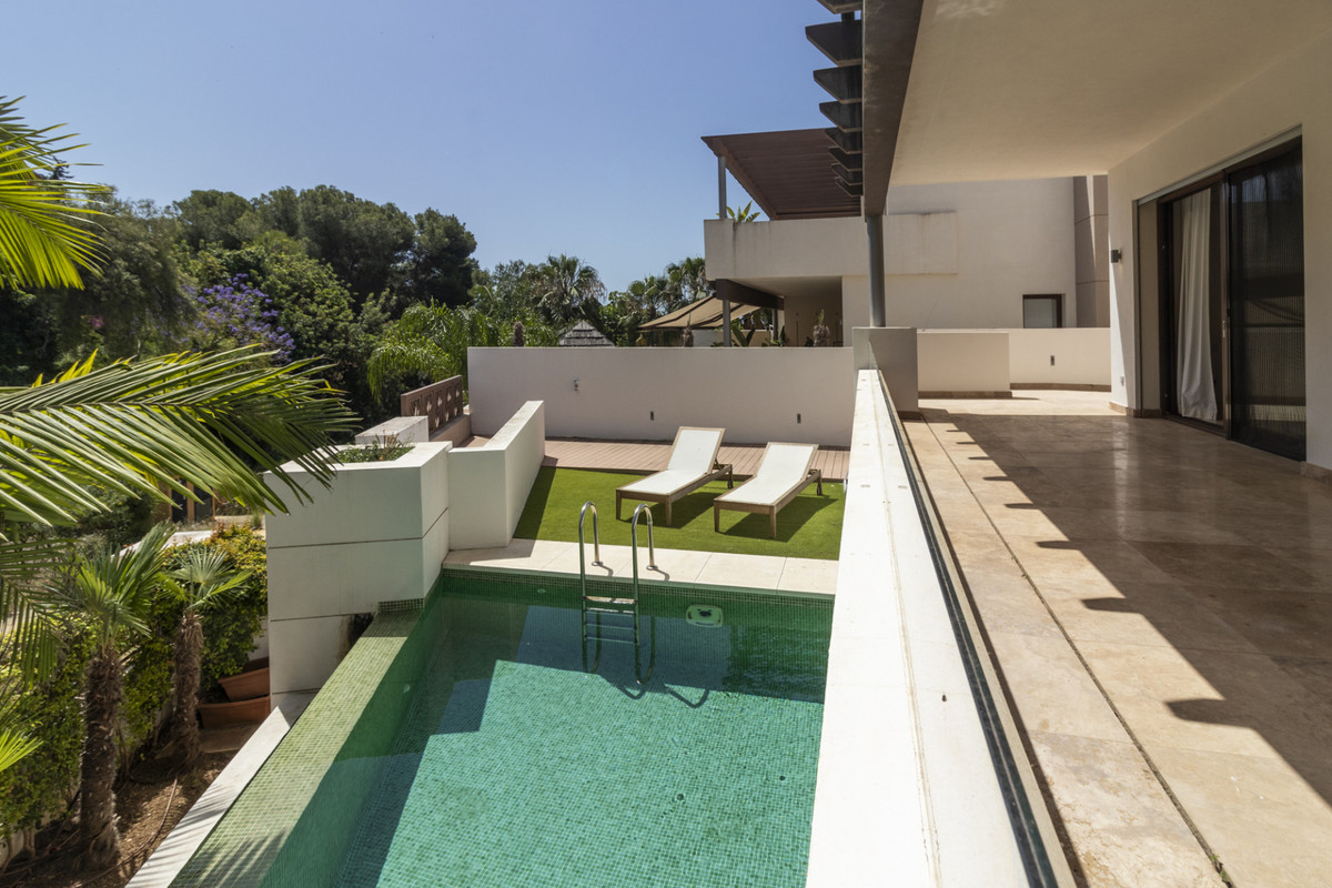 3 Bed Townhouse for sale in Marbella Costa Del Sol, Málaga, Spain