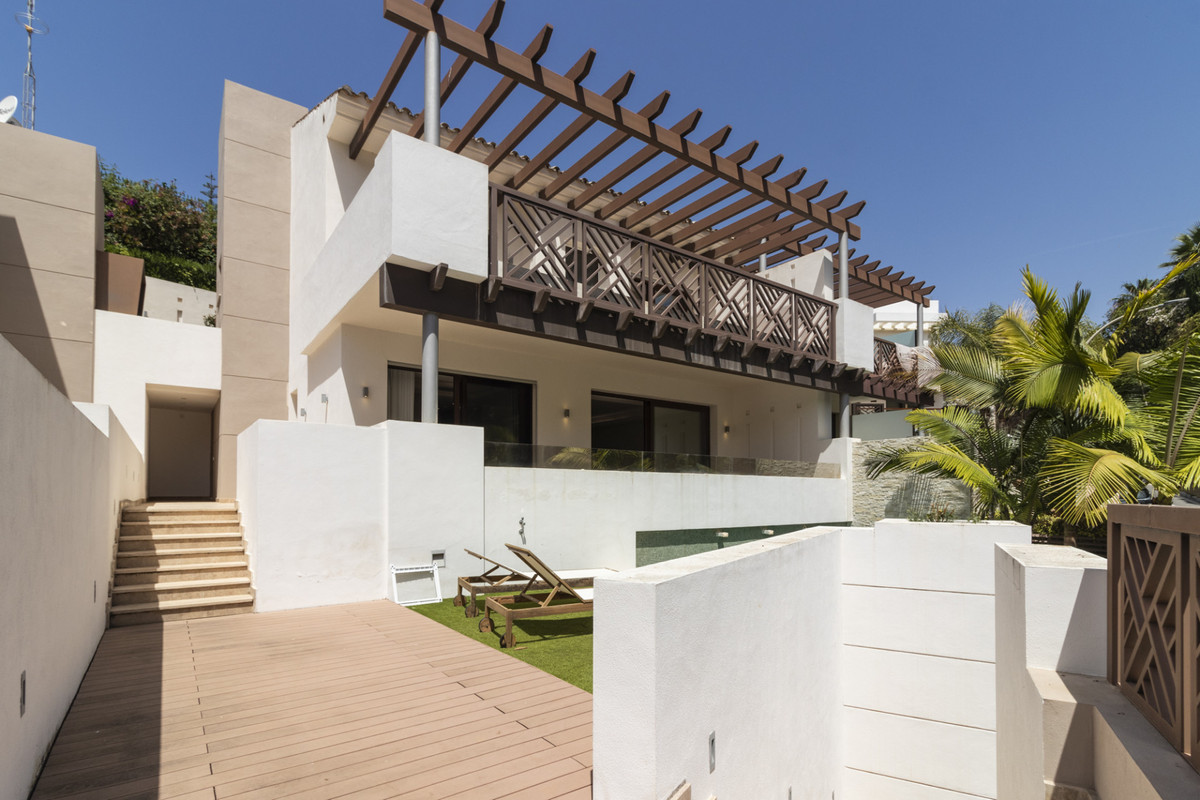 3 Bed Townhouse for sale in Marbella Costa Del Sol, Málaga, Spain