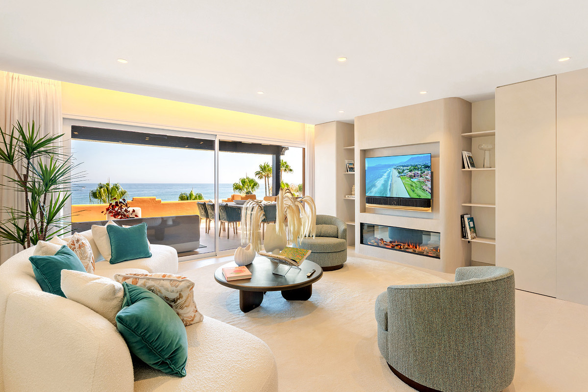 Se vende Apartamento Planta Media de 4 dormitorios en Costa Del Sol, Málaga, España