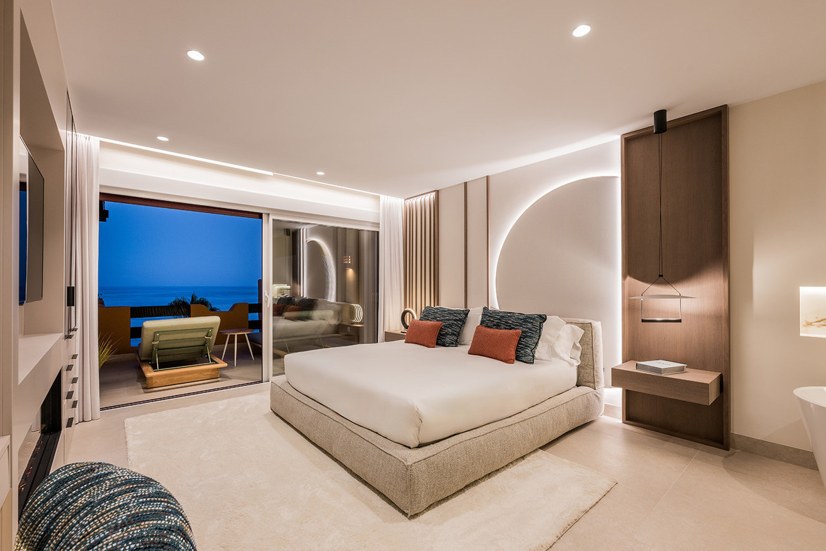 Se vende Apartamento Planta Media de 4 dormitorios en Costa Del Sol, Málaga, España