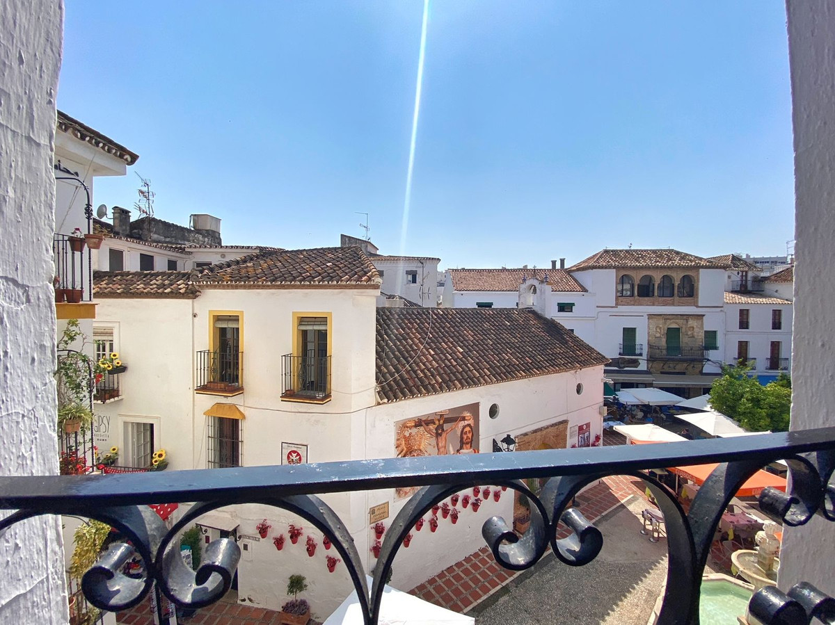 Se vende Edificio residencial de 16 dormitorios en Costa Del Sol, Málaga, España