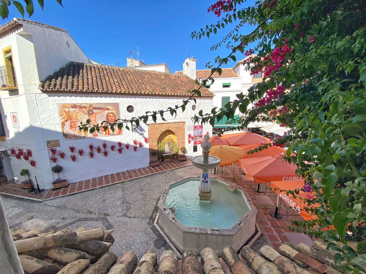 Se vende Edificio residencial de 16 dormitorios en Costa Del Sol, Málaga, España
