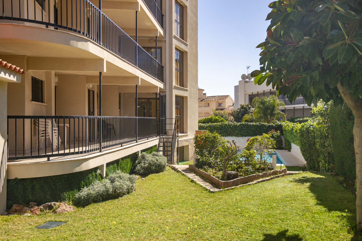 1 Bed Apartment for sale in Montemar Costa Del Sol, Málaga, Spain