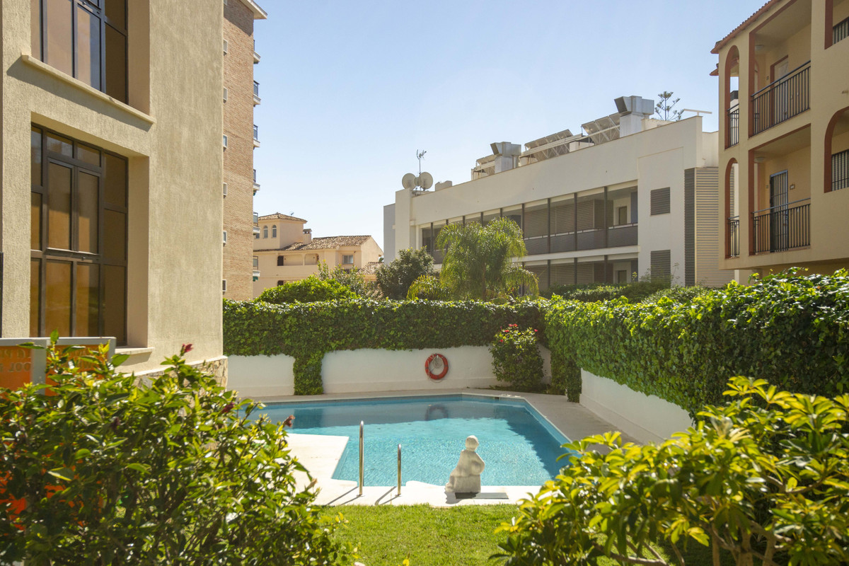 1 Bed Apartment for sale in Montemar Costa Del Sol, Málaga, Spain