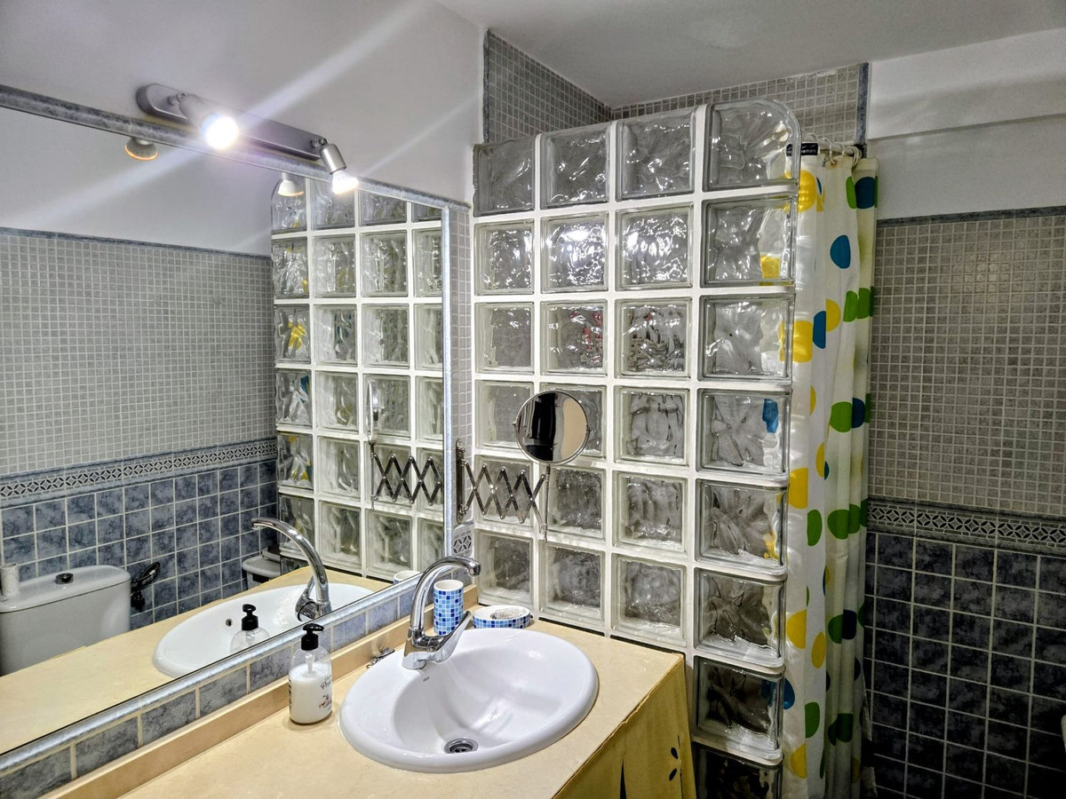 1 Bed Apartment for sale in Montemar Costa Del Sol, Málaga, Spain