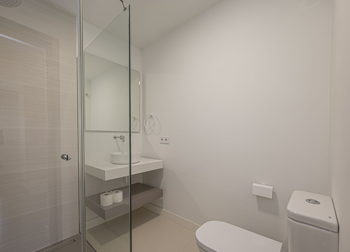 4 Bed Townhouse for sale in El Paraiso Costa Del Sol, Málaga, Spain