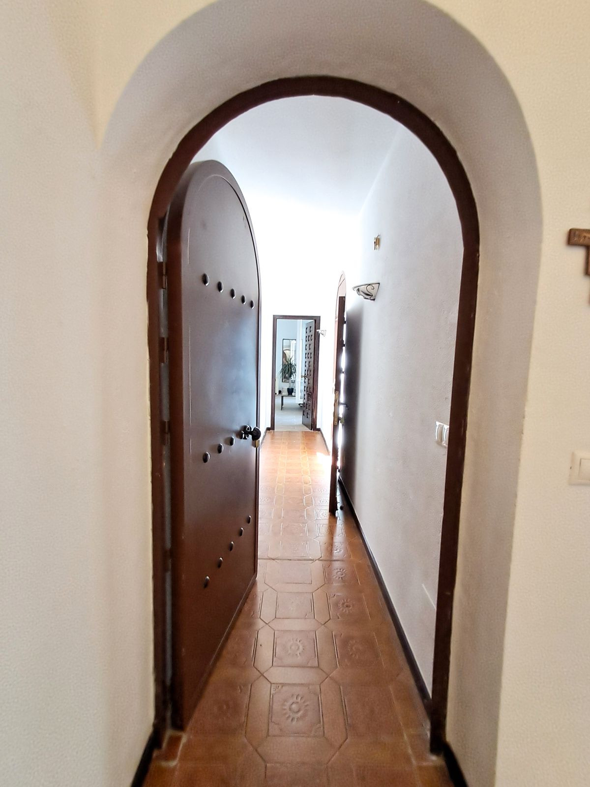 7 Bed Townhouse for sale in Calahonda Costa Del Sol, Málaga, Spain