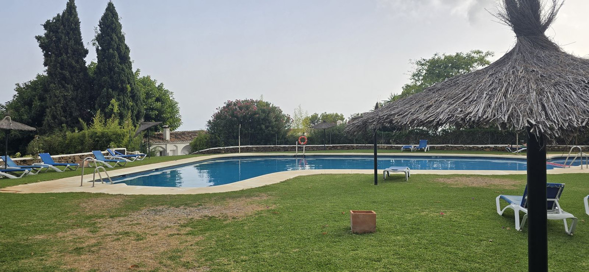 2 Bed Townhouse for sale in Marbella Costa Del Sol, Málaga, Spain