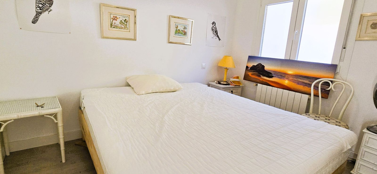 2 Bed Townhouse for sale in Marbella Costa Del Sol, Málaga, Spain