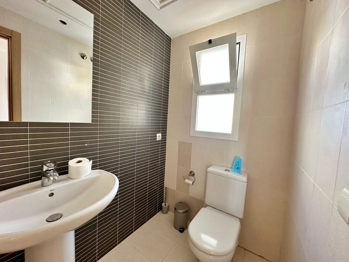 3 Bed Townhouse for sale in Benahavís Costa Del Sol, Málaga, Spain