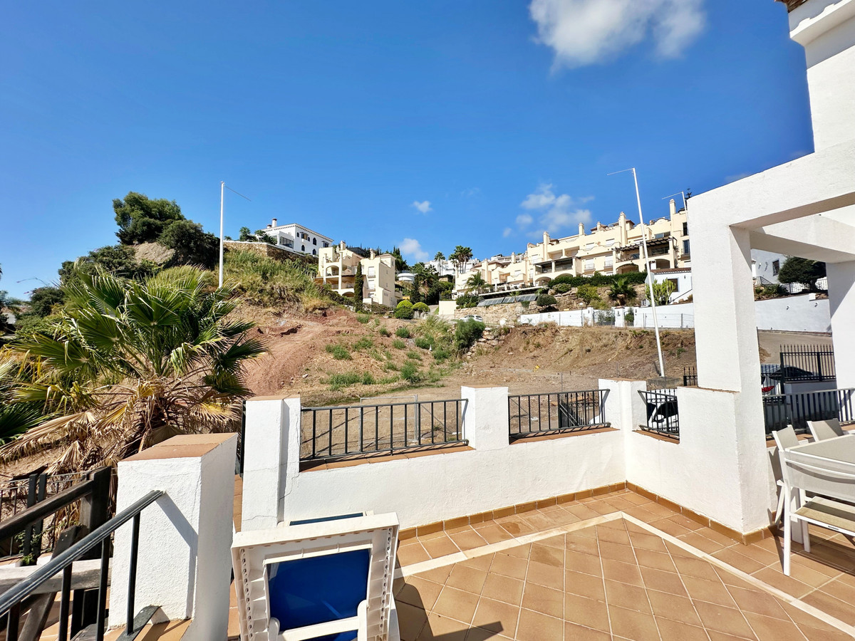 3 Bed Townhouse for sale in Benahavís Costa Del Sol, Málaga, Spain