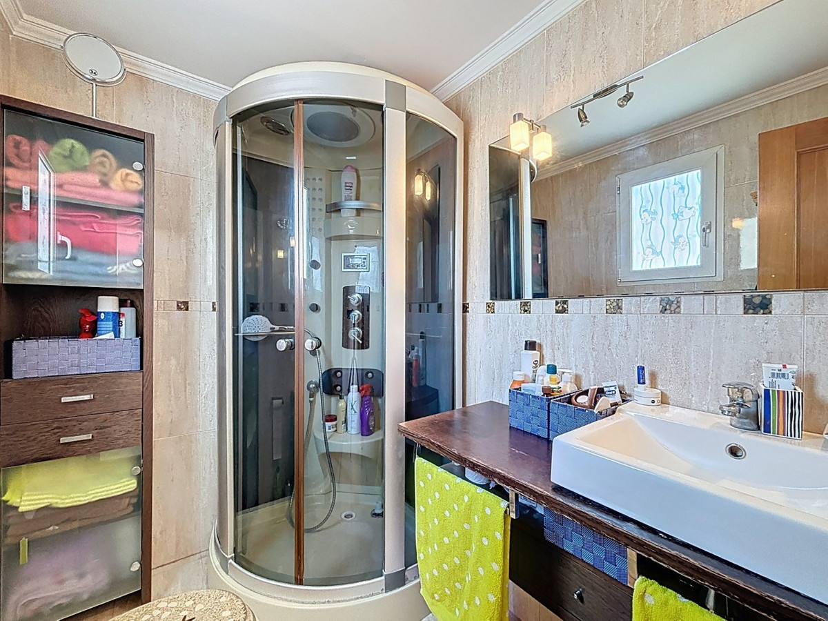 2 Bed Apartment for sale in Algarrobo Costa Costa Del Sol East, Málaga, Spain