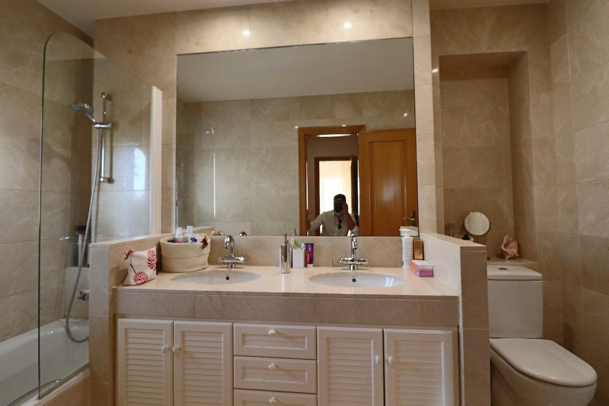 4 Bed Townhouse for sale in Benidorm Costa Blanca, Alicante, Spain