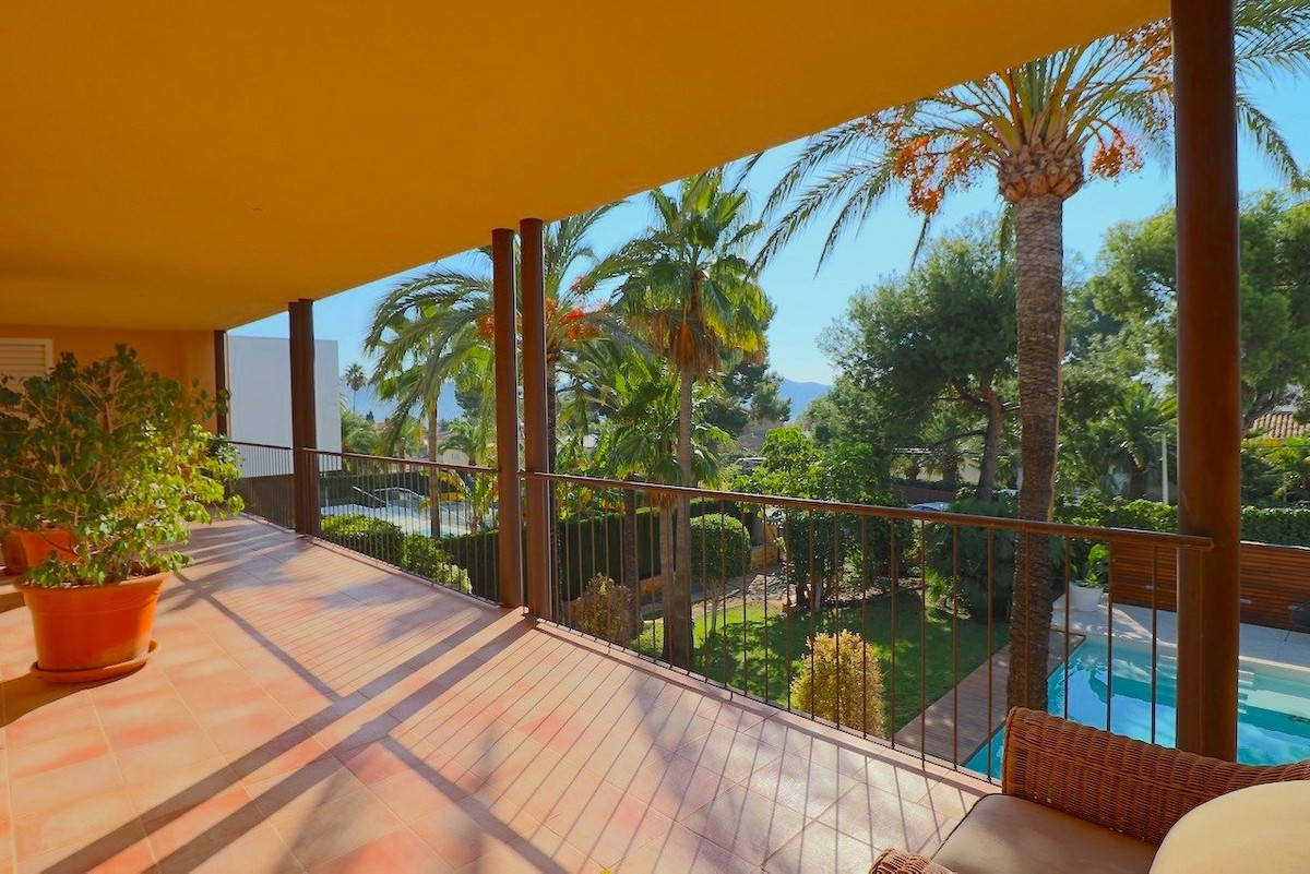 4 Bed Townhouse for sale in Benidorm Costa Blanca, Alicante, Spain