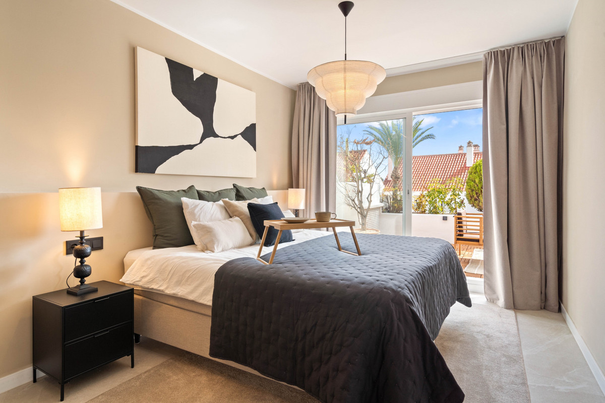 Se vende Apartamento Planta Media de 4 dormitorios en Costa Del Sol, Málaga, España