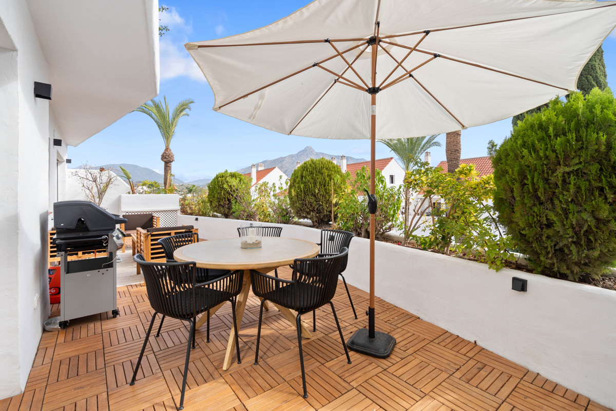 Se vende Apartamento Planta Media de 4 dormitorios en Costa Del Sol, Málaga, España