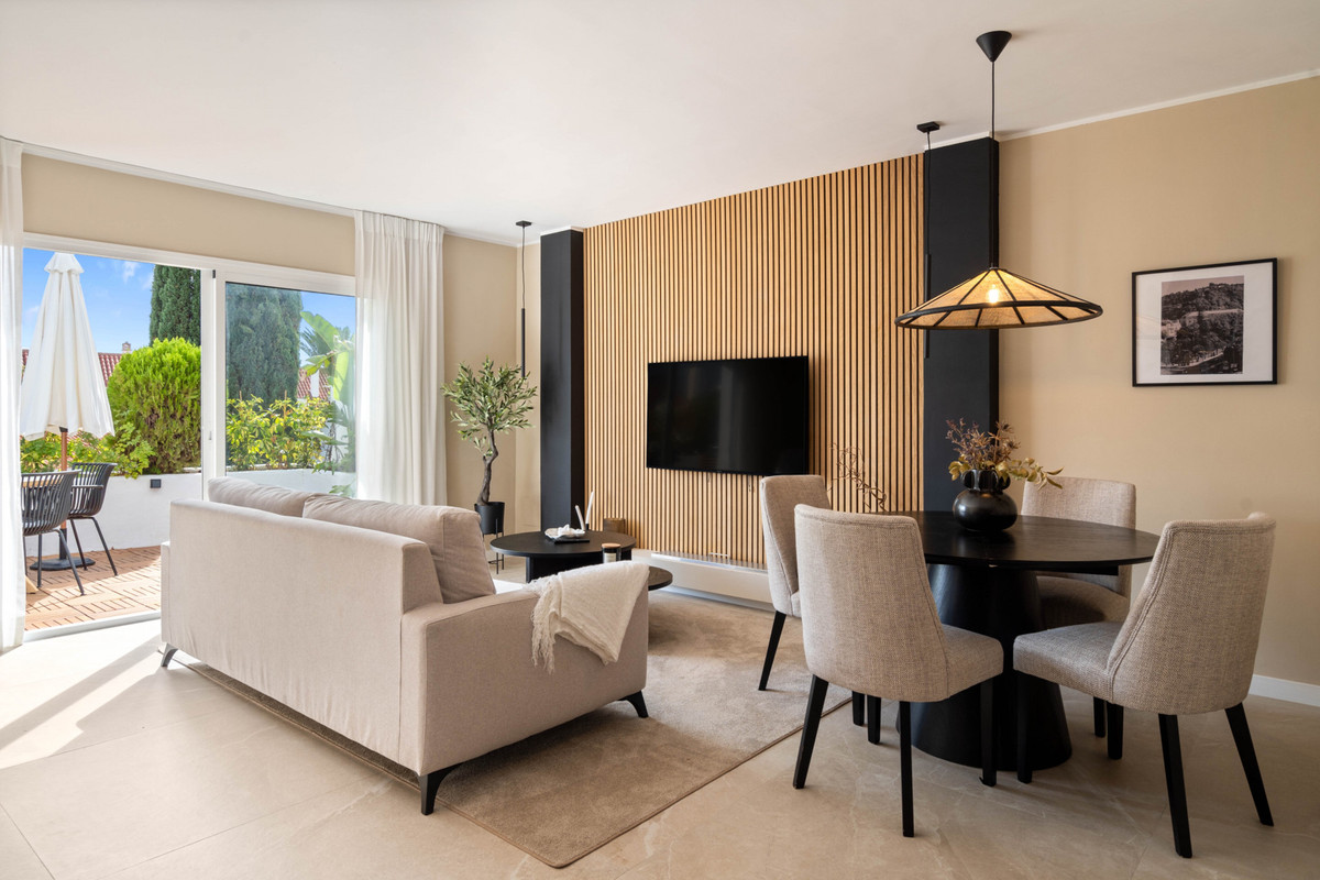 Se vende Apartamento Planta Media de 4 dormitorios en Costa Del Sol, Málaga, España