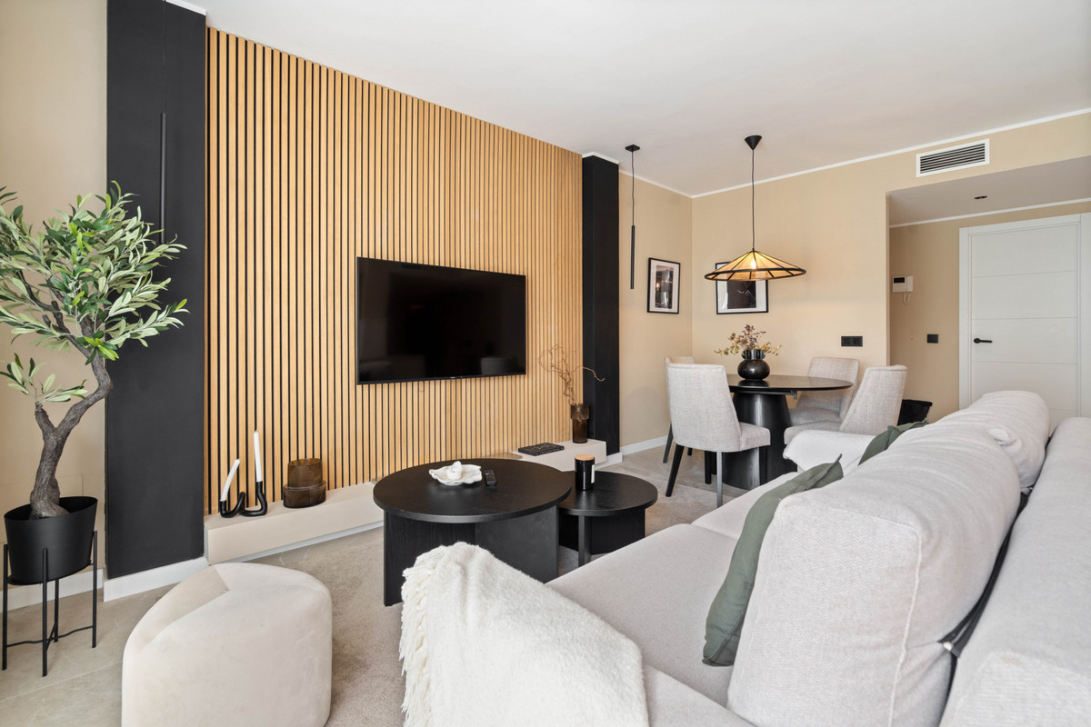 Se vende Apartamento Planta Media de 4 dormitorios en Costa Del Sol, Málaga, España