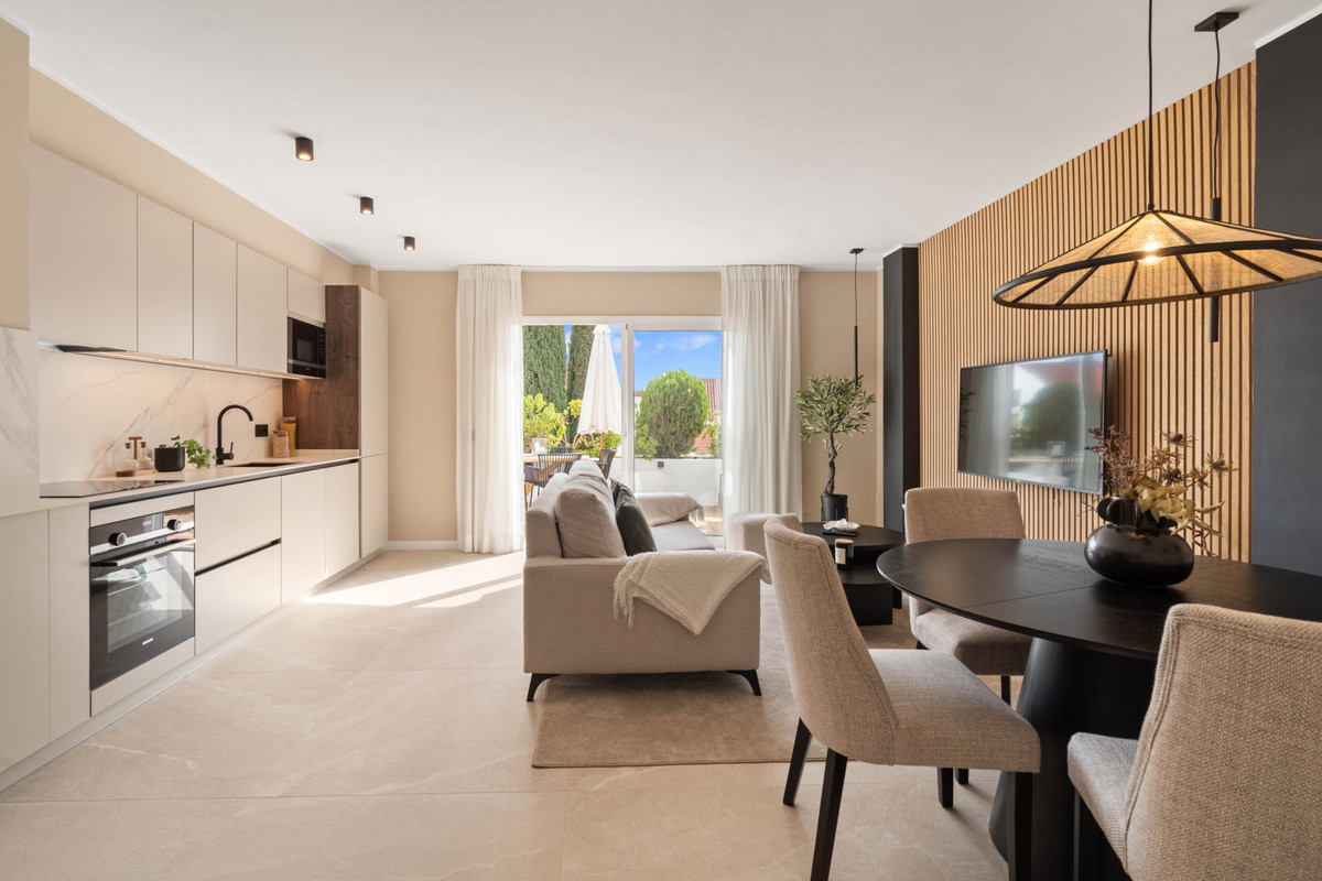 Se vende Apartamento Planta Media de 4 dormitorios en Costa Del Sol, Málaga, España