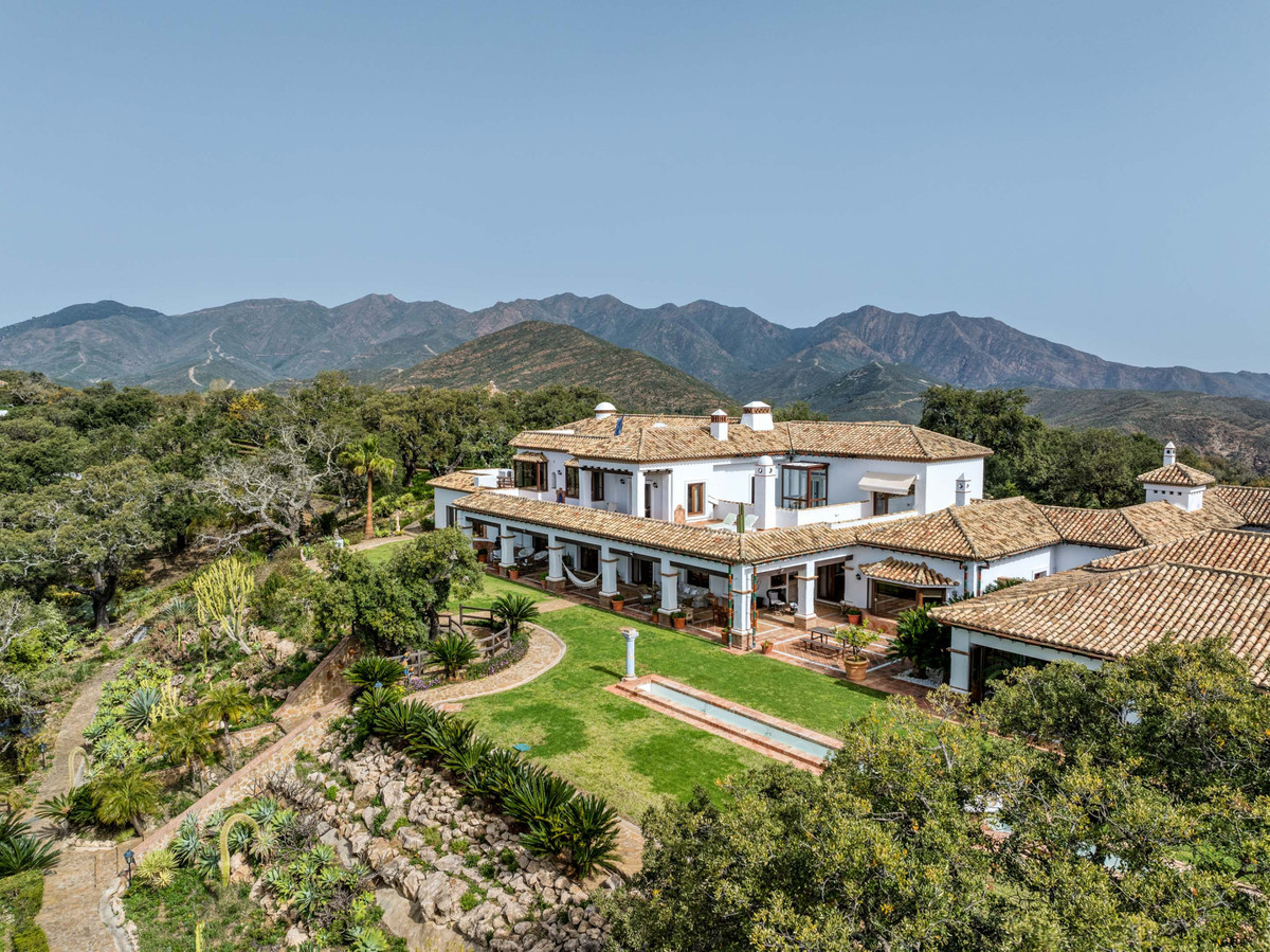 Se vende Villa - Chalet de 7 dormitorios en Costa Del Sol, Málaga, España