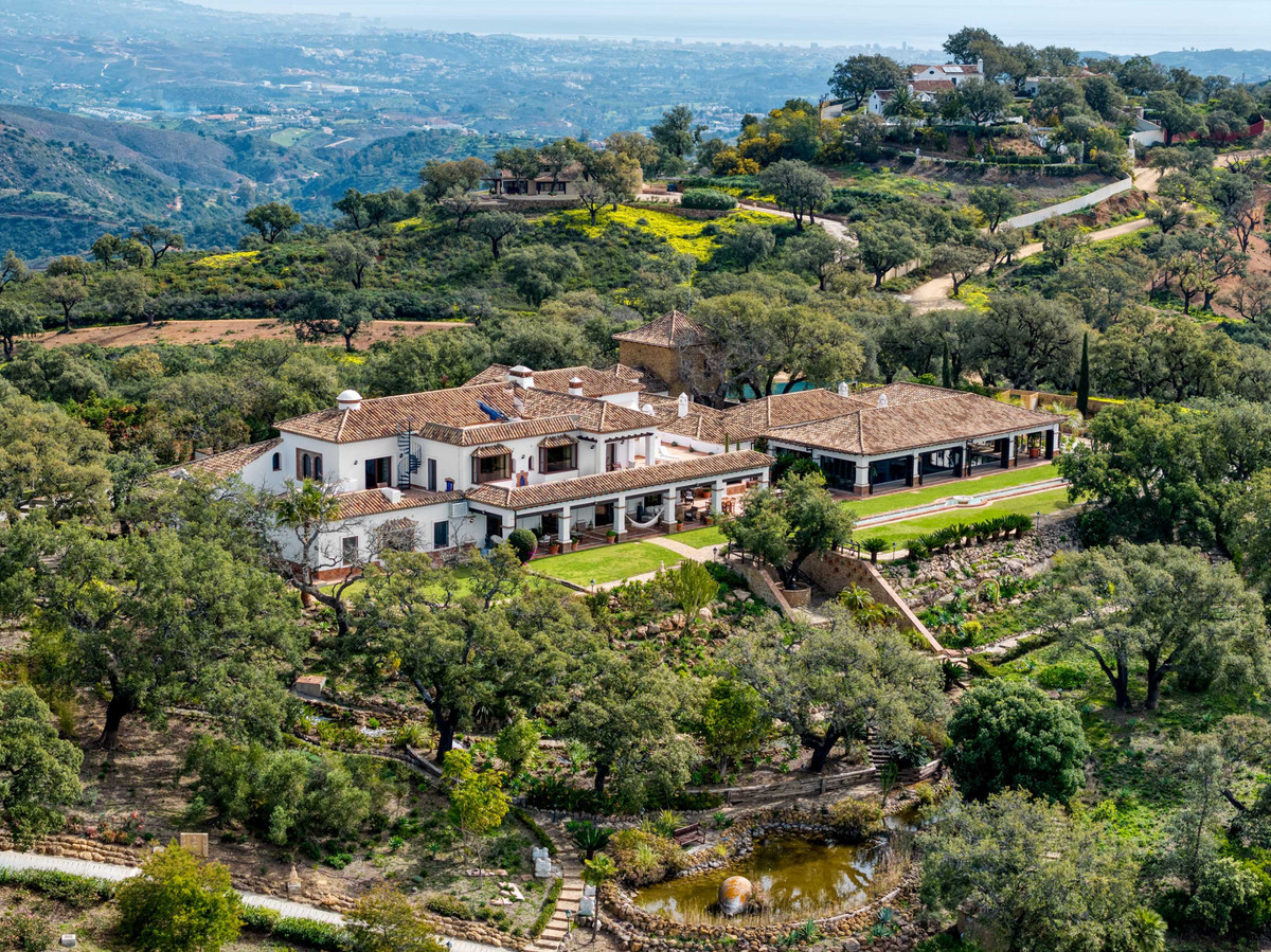 Se vende Villa - Chalet de 7 dormitorios en Costa Del Sol, Málaga, España