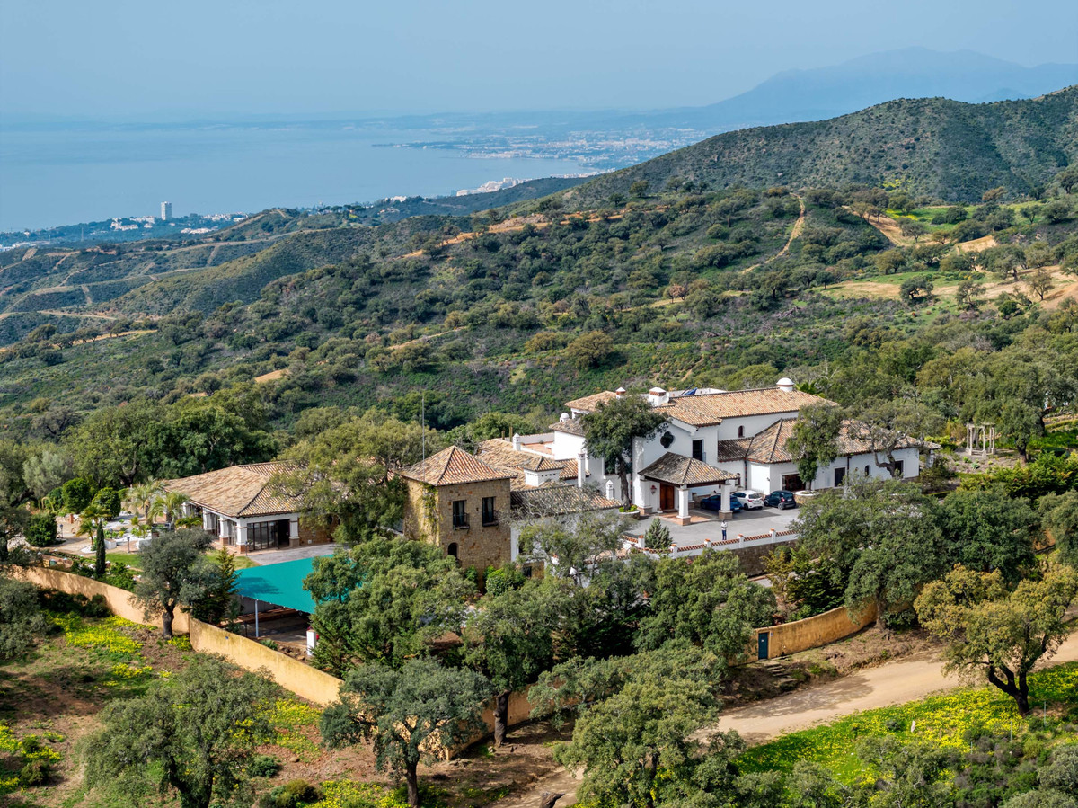 Se vende Villa - Chalet de 7 dormitorios en Costa Del Sol, Málaga, España