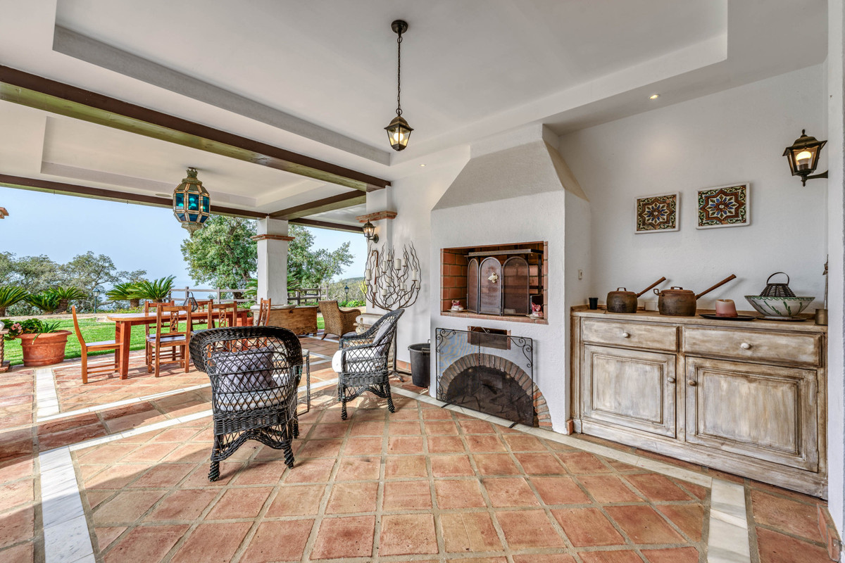 Se vende Villa - Chalet de 7 dormitorios en Costa Del Sol, Málaga, España