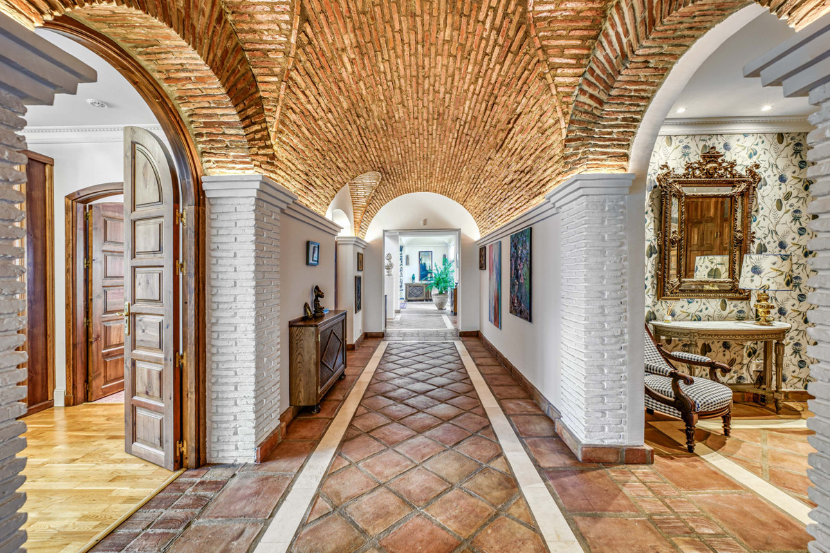 Se vende Villa - Chalet de 7 dormitorios en Costa Del Sol, Málaga, España