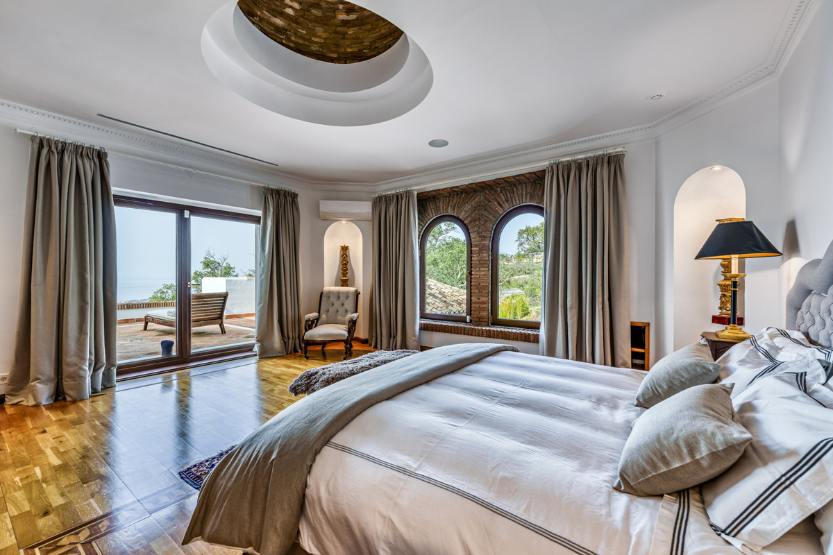 Se vende Villa - Chalet de 7 dormitorios en Costa Del Sol, Málaga, España