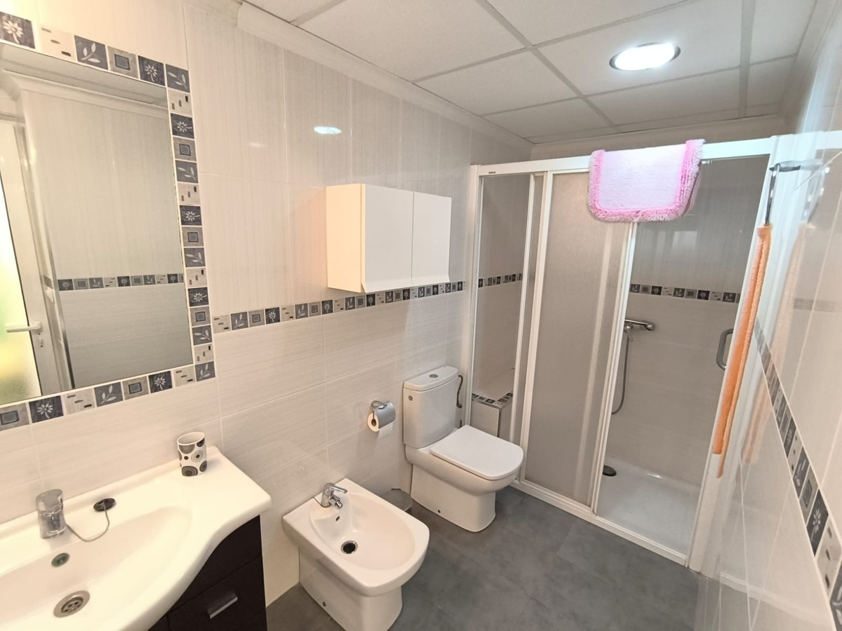 Se vende Adosada de 6 dormitorios en Costa Calida, Murcia, España