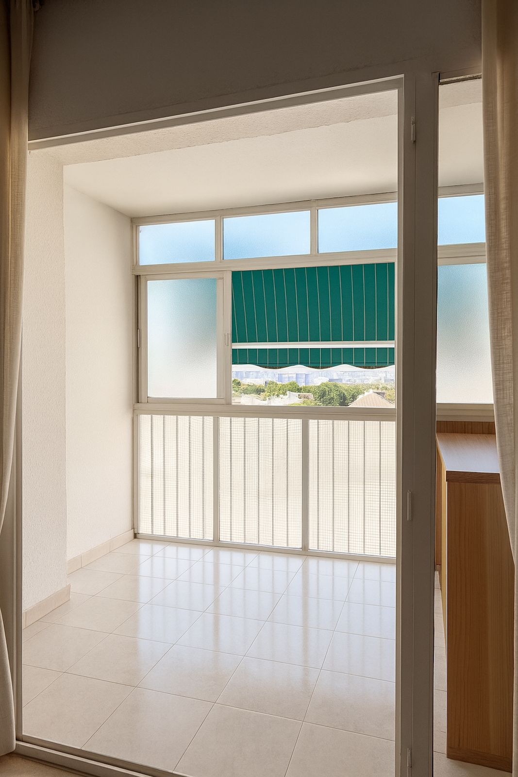 Se vende Apartamento Planta Media de 3 dormitorios en Costa Del Sol, Málaga, España