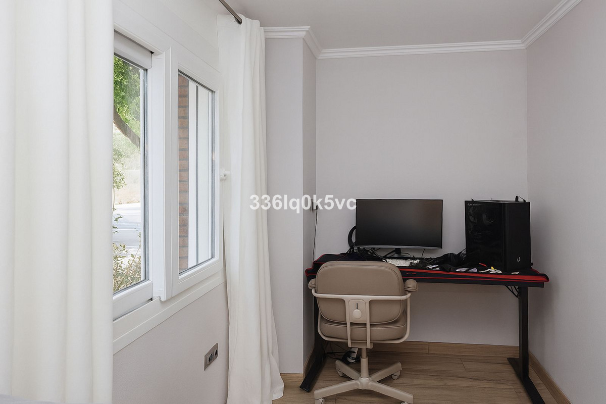 2 Bed Apartment for sale in Marbella Costa Del Sol, Málaga, Spain