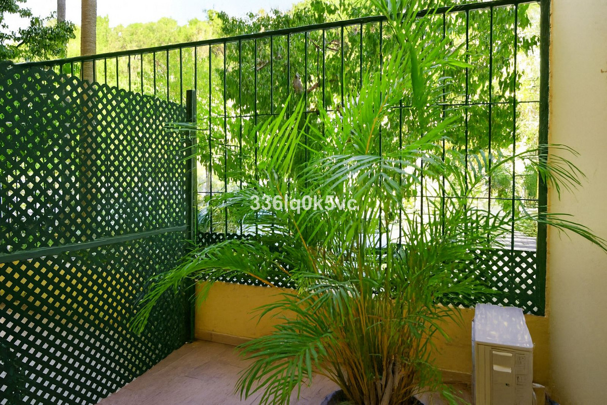 2 Bed Apartment for sale in Marbella Costa Del Sol, Málaga, Spain