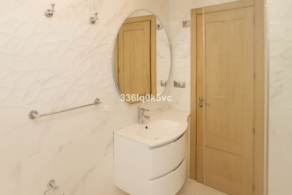 2 Bed Apartment for sale in Marbella Costa Del Sol, Málaga, Spain