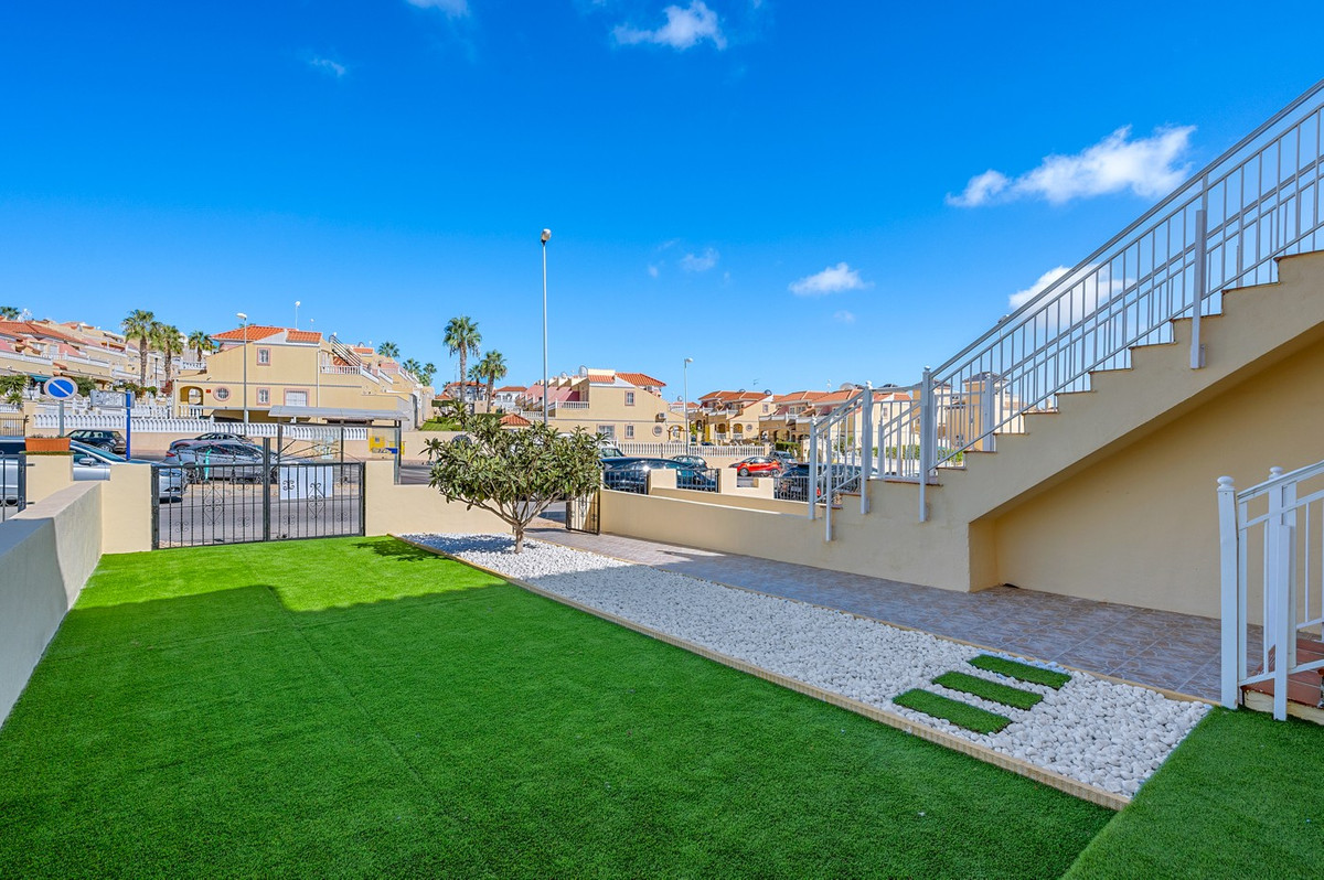 3 Bed Apartment for sale in Orihuela Costa Costa Blanca, Alicante, Spain