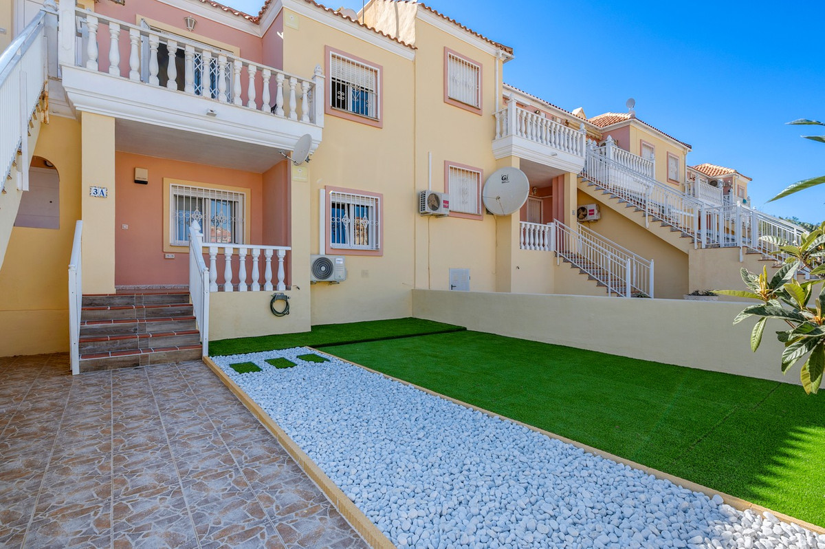 3 Bed Apartment for sale in Orihuela Costa Costa Blanca, Alicante, Spain