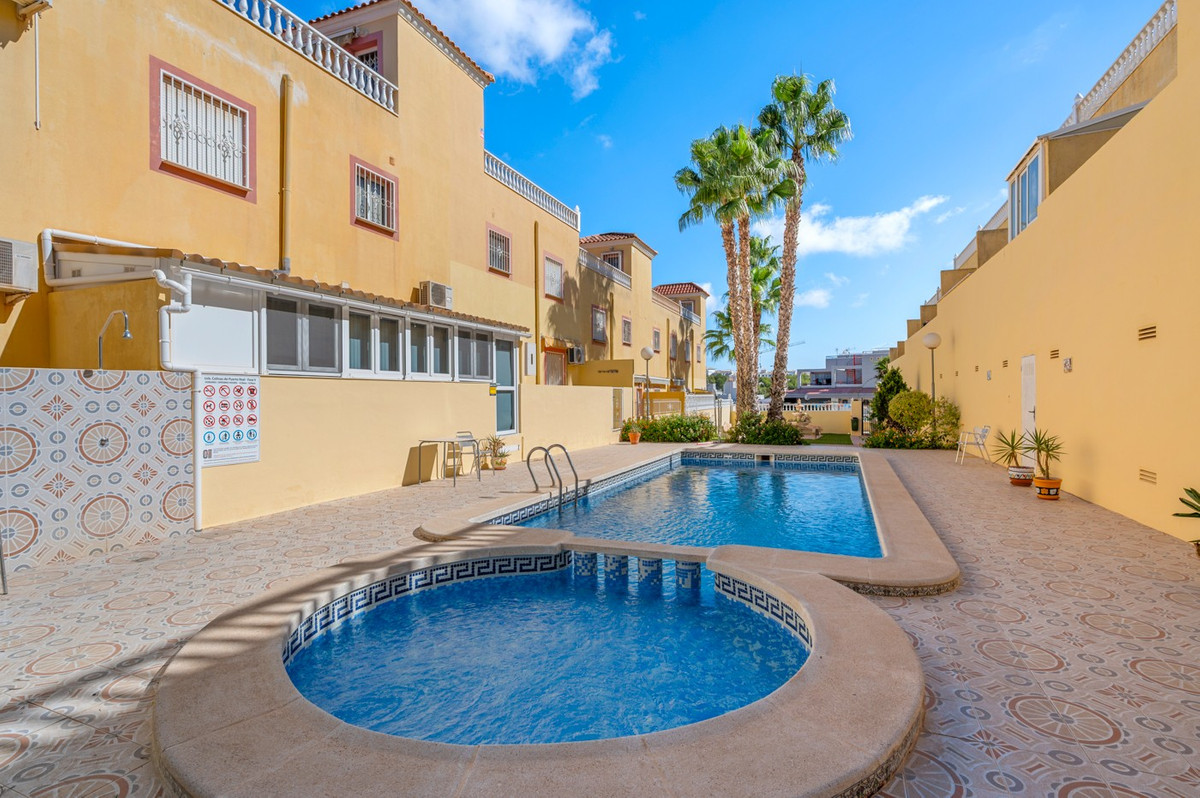 3 Bed Apartment for sale in Orihuela Costa Costa Blanca, Alicante, Spain