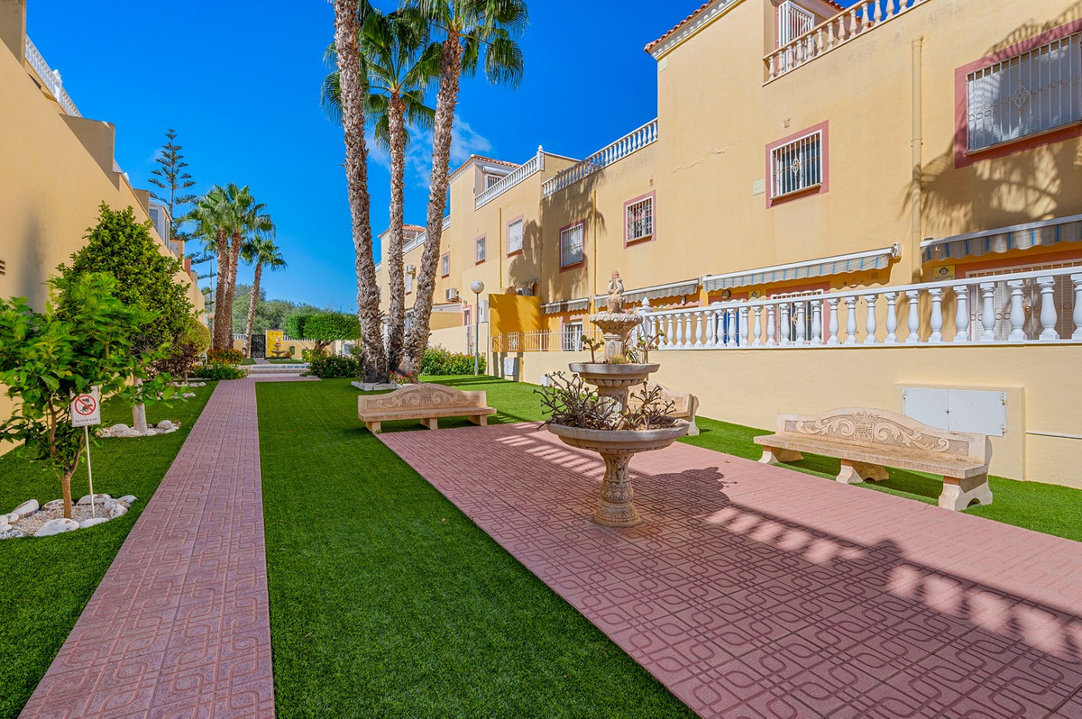 3 Bed Apartment for sale in Orihuela Costa Costa Blanca, Alicante, Spain