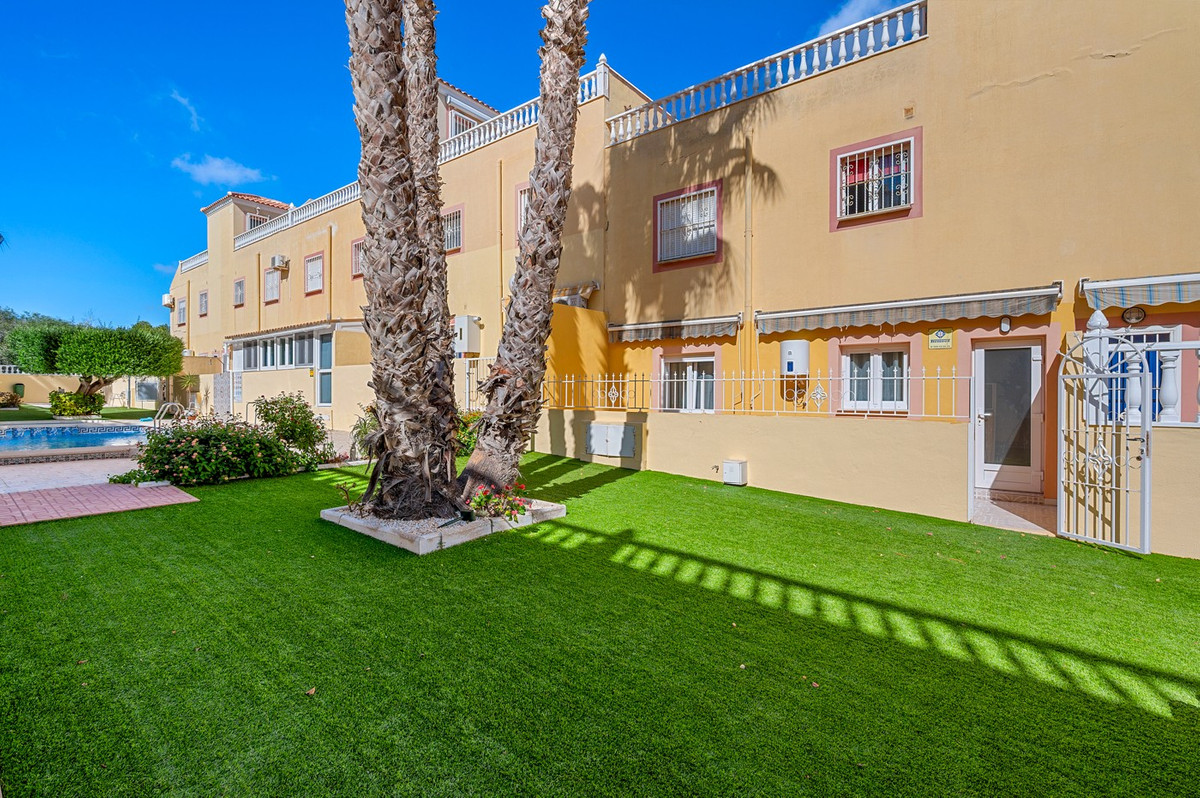 3 Bed Apartment for sale in Orihuela Costa Costa Blanca, Alicante, Spain