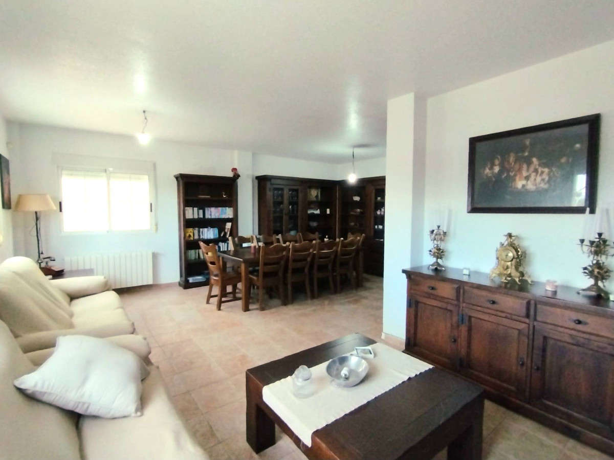 Se vende Villa - Chalet de 6 dormitorios en Costa Blanca, Alicante, España