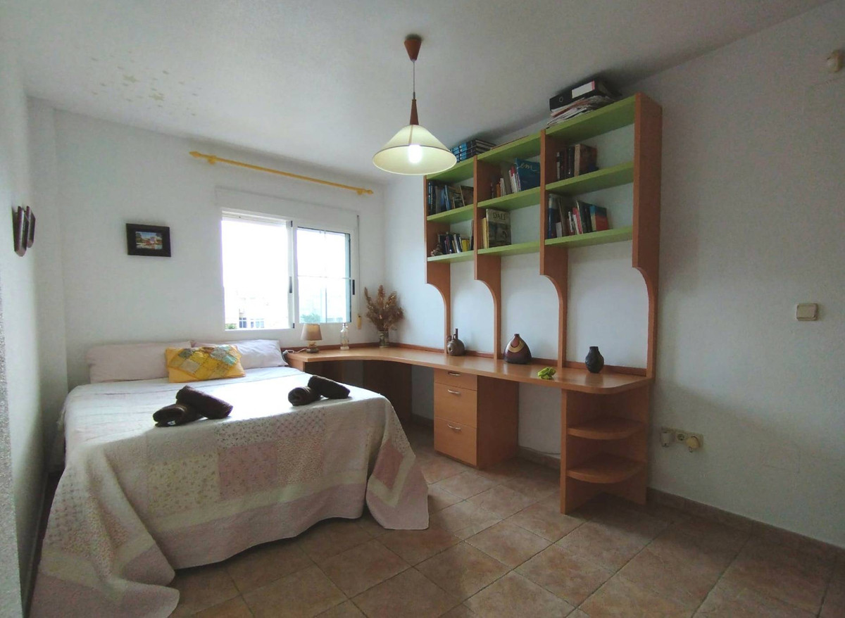 Se vende Villa - Chalet de 6 dormitorios en Costa Blanca, Alicante, España