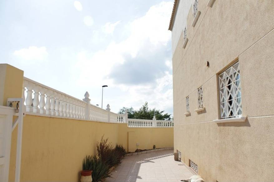 Se vende Villa - Chalet de 6 dormitorios en Costa Blanca, Alicante, España
