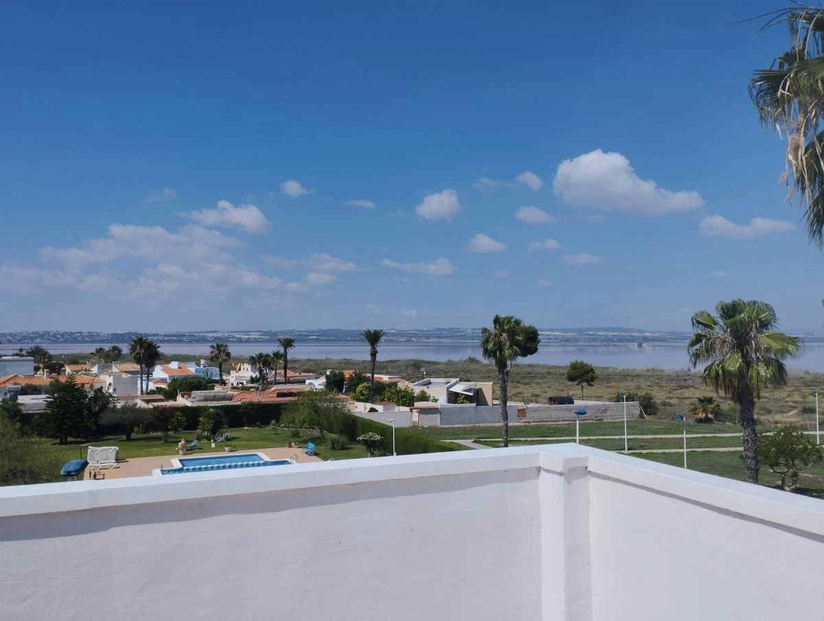 Se vende Villa - Chalet de 6 dormitorios en Costa Blanca, Alicante, España