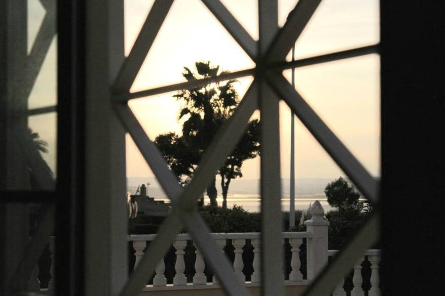Se vende Villa - Chalet de 6 dormitorios en Costa Blanca, Alicante, España