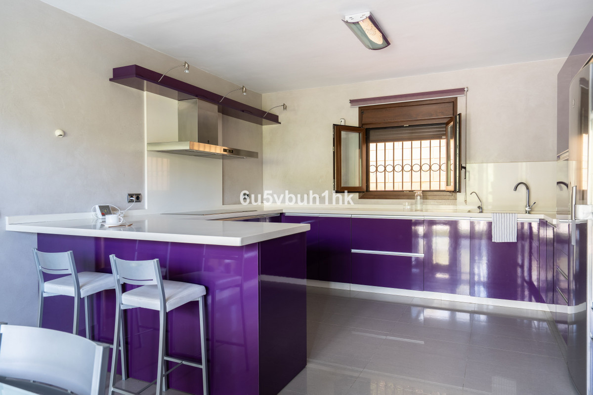 4 Bed Townhouse for sale in Benalmadena Costa Del Sol, Málaga, Spain