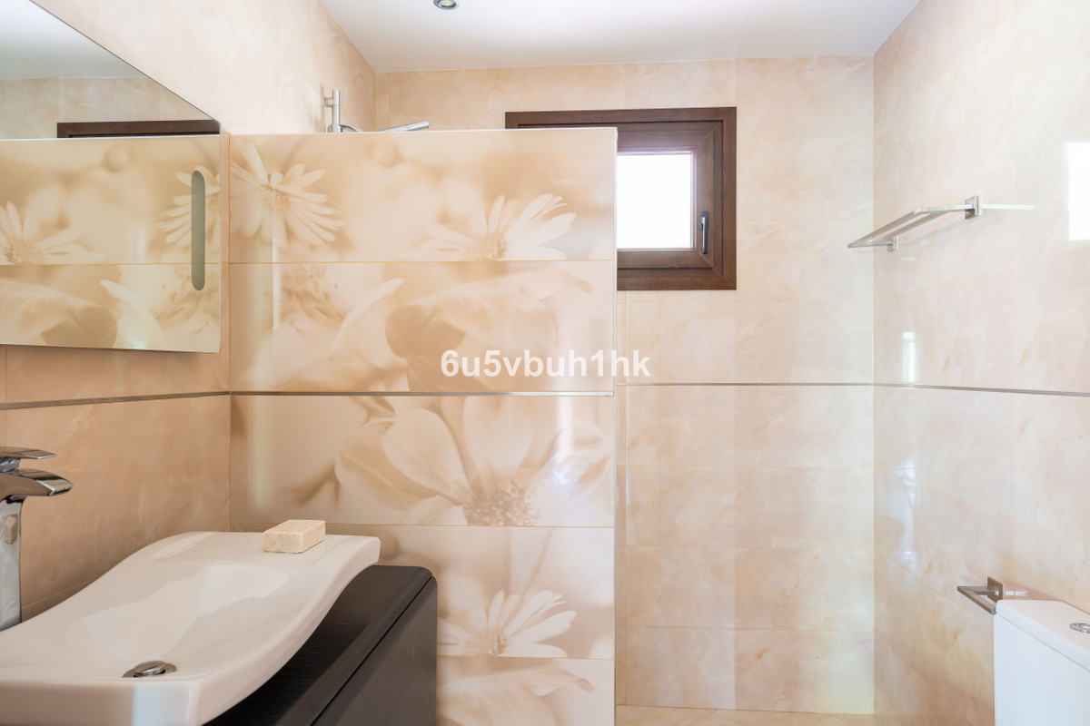 4 Bed Townhouse for sale in Benalmadena Costa Del Sol, Málaga, Spain