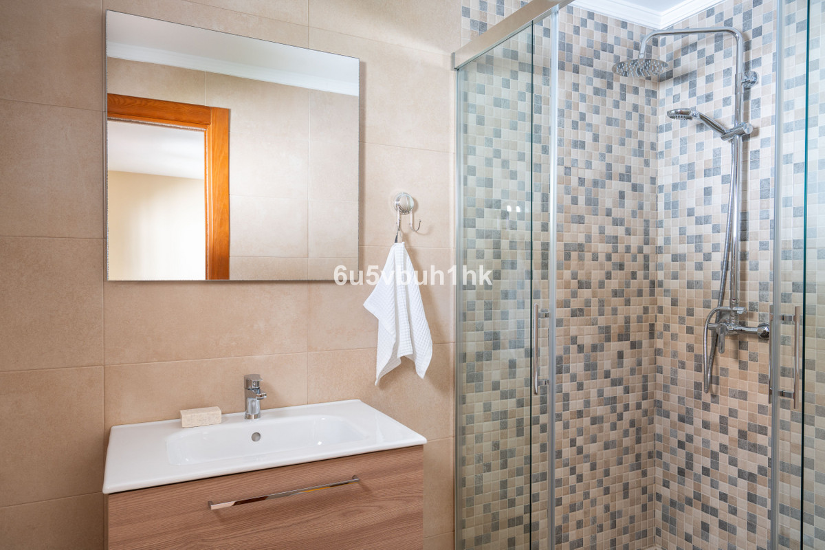 4 Bed Townhouse for sale in Benalmadena Costa Del Sol, Málaga, Spain