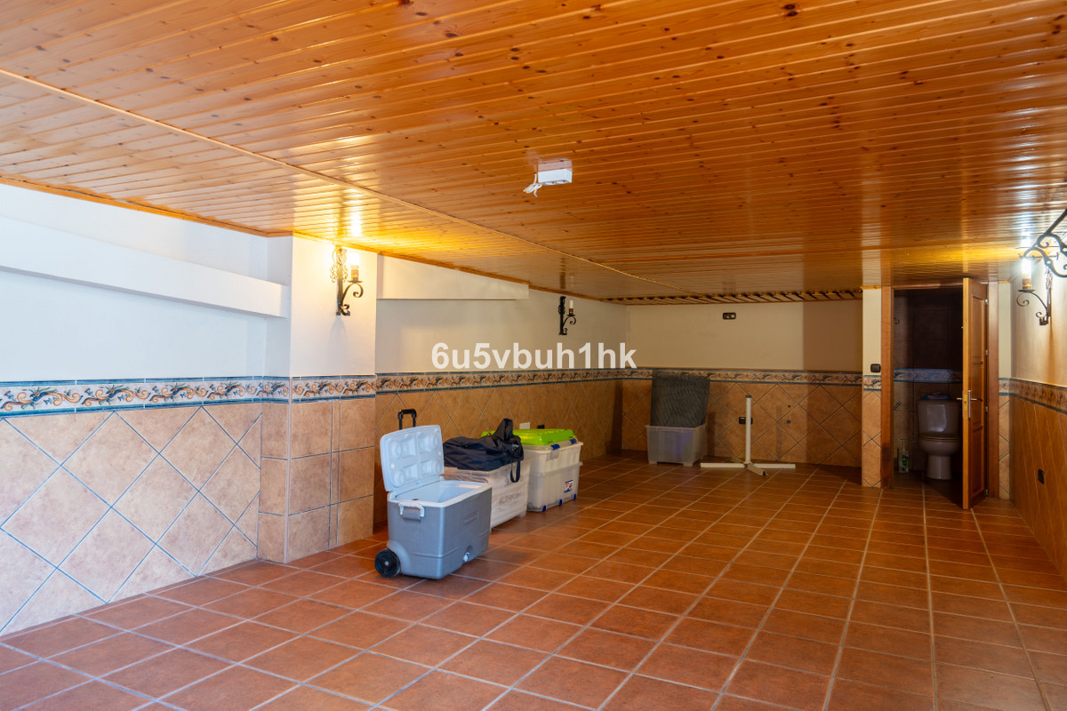 4 Bed Townhouse for sale in Benalmadena Costa Del Sol, Málaga, Spain
