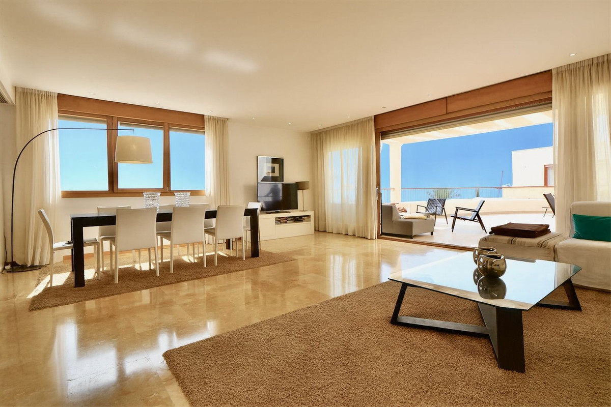 3 Bed Apartment for sale in Altos De Los Monteros Costa Del Sol, Málaga, Spain